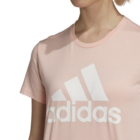 Koszulka damska adidas W BOS CO Tee brzoskwiniowa GC6948 Koszulka damska adidas W BOS CO Tee brzoskwiniowa GC6948
