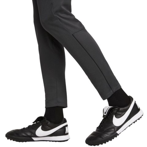 Dres damski Nike Dry Academy 21 Trk Suit szary DC2096 060 Dres damski Nike Dry Academy 21 Trk Suit szary DC2096 060