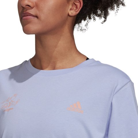 Koszulka damska adidas Signature Tee fioletowa GV1344 Koszulka damska adidas Signature Tee fioletowa GV1344