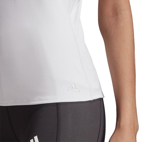 Koszulka damska adidas Studio Slim Strappy Back Tank Top biała HE3141 Koszulka damska adidas Studio Slim Strappy Back Tank Top biała HE3141
