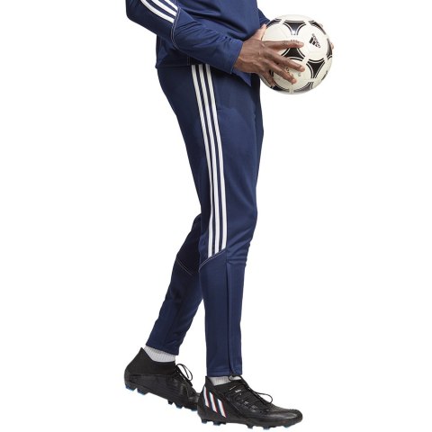 Spodnie męskie adidas Tiro 23 Club Training granatowe HZ0173 Spodnie męskie adidas Tiro 23 Club Training granatowe HZ0173