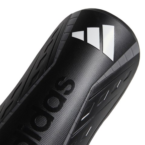 Ochraniacze piłkarskie adidas Tiro League Shin Guards czarne HN5606 Ochraniacze piłkarskie adidas Tiro League Shin Guards czarne HN5606