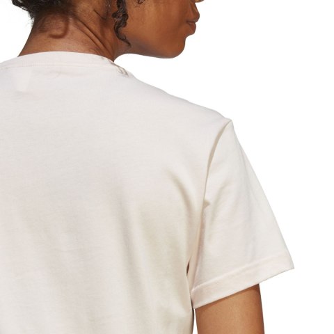 Koszulka damska adidas Loungewear Essentials Logo Tee kremowa IB9455 Koszulka damska adidas Loungewear Essentials Logo Tee kremowa IB9455