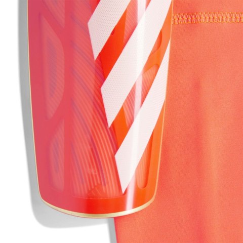 Ochraniacze piłkarskie adidas Tiro League pomarańczowe IQ4041 Ochraniacze piłkarskie adidas Tiro League pomarańczowe IQ4041