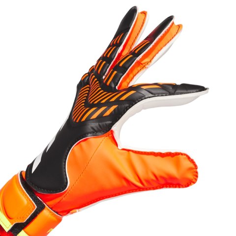 Rękawice bramkarskie adidas Predator Training pomarańczowo-czarne IQ4027 Rękawice bramkarskie adidas Predator Training pomarańczowo-czarne IQ4027