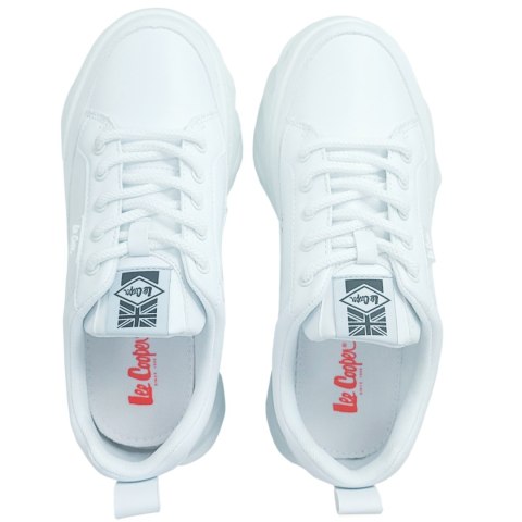 Buty damskie Lee Cooper białe LCW-24-47-2713LA Buty damskie Lee Cooper białe LCW-24-47-2713LA