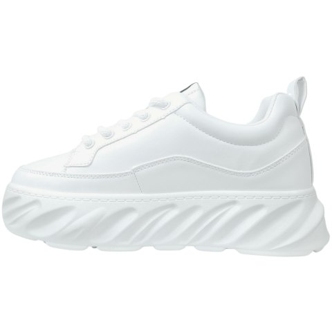 Buty damskie Lee Cooper białe LCW-24-47-2713LA Buty damskie Lee Cooper białe LCW-24-47-2713LA