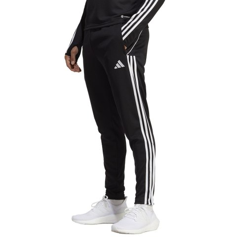Spodnie adidas TIRO 23 Training Pants HS7230 Spodnie adidas TIRO 23 Training Pants HS7230