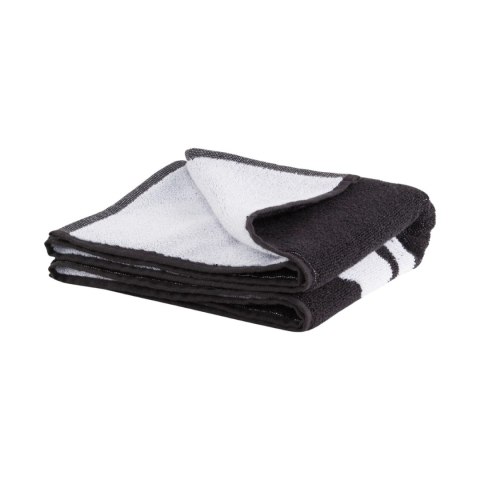 Ręcznik Puma Team Towel Small 50x100 czarny 54553 01 Ręcznik Puma Team Towel Small 50x100 czarny 54553 01
