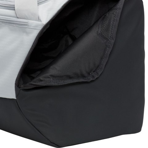 Torba Nike Brasilia S Duffel 9.0 szaro-czarna BA5957 077